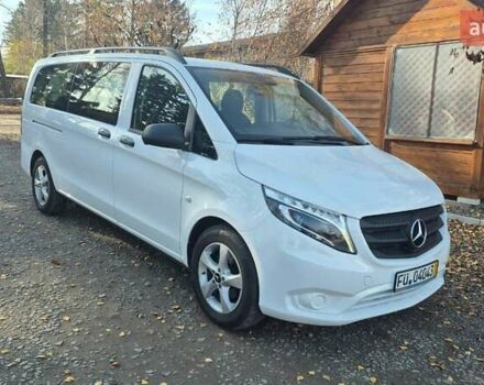 Белый Мерседес Вито, объемом двигателя 1.95 л и пробегом 203 тыс. км за 32000 $, фото 3 на Automoto.ua