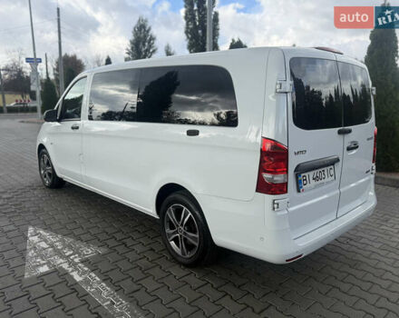 Білий Мерседес Віто, об'ємом двигуна 2 л та пробігом 102 тис. км за 34999 $, фото 4 на Automoto.ua