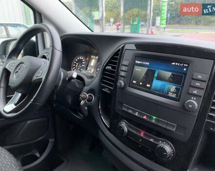Белый Мерседес Вито, объемом двигателя 1.95 л и пробегом 227 тыс. км за 23900 $, фото 33 на Automoto.ua