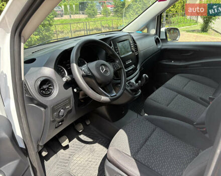 Белый Мерседес Вито, объемом двигателя 1.95 л и пробегом 245 тыс. км за 25200 $, фото 23 на Automoto.ua