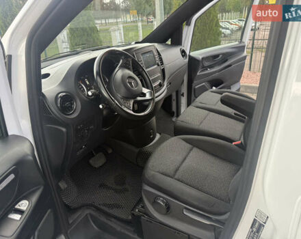 Білий Мерседес Віто, об'ємом двигуна 2 л та пробігом 102 тис. км за 34999 $, фото 12 на Automoto.ua