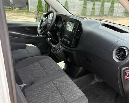 Белый Мерседес Вито, объемом двигателя 1.95 л и пробегом 245 тыс. км за 25200 $, фото 26 на Automoto.ua