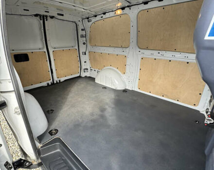 Белый Мерседес Вито, объемом двигателя 1.75 л и пробегом 46 тыс. км за 21250 $, фото 27 на Automoto.ua