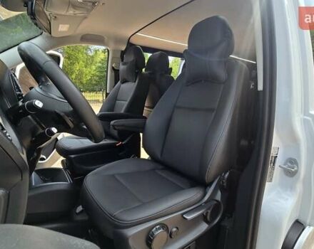 Белый Мерседес Вито, объемом двигателя 2 л и пробегом 194 тыс. км за 25700 $, фото 11 на Automoto.ua