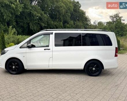 Белый Мерседес Вито, объемом двигателя 2 л и пробегом 250 тыс. км за 31999 $, фото 18 на Automoto.ua