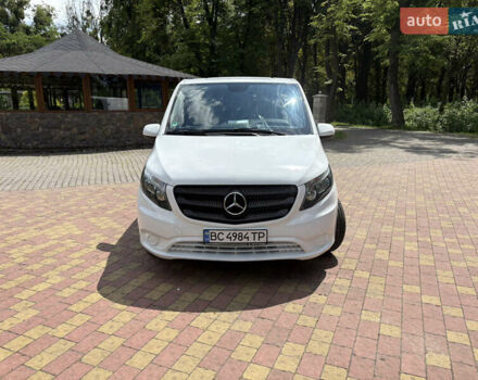 Белый Мерседес Вито, объемом двигателя 1.95 л и пробегом 245 тыс. км за 25200 $, фото 8 на Automoto.ua