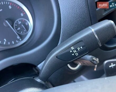 Мерседес Вито 2021 в Черновцах на Automoto.ua Белый Мерседес Вито, объемом двигателя 1.95 л и пробегом 287 тыс. км за 26900 $, фото 45 на Automoto.ua