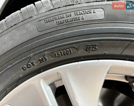 Белый Мерседес Вито, объемом двигателя 1.95 л и пробегом 245 тыс. км за 25200 $, фото 21 на Automoto.ua