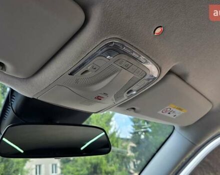 Белый Мерседес Вито, объемом двигателя 2 л и пробегом 194 тыс. км за 25700 $, фото 10 на Automoto.ua