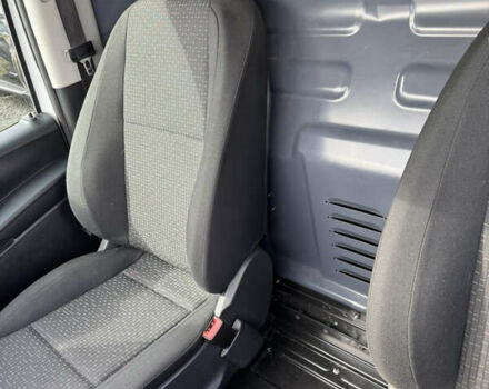 Белый Мерседес Вито, объемом двигателя 1.75 л и пробегом 46 тыс. км за 21250 $, фото 22 на Automoto.ua