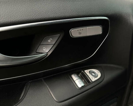 Белый Мерседес Вито, объемом двигателя 2.1 л и пробегом 265 тыс. км за 27500 $, фото 16 на Automoto.ua