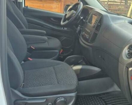 Белый Мерседес Вито, объемом двигателя 1.95 л и пробегом 203 тыс. км за 32500 $, фото 34 на Automoto.ua