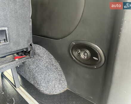 Білий Мерседес Віто, об'ємом двигуна 2 л та пробігом 102 тис. км за 34999 $, фото 16 на Automoto.ua