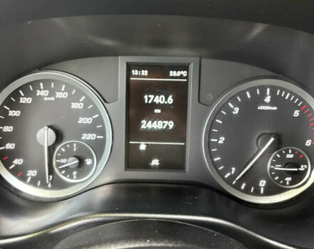 Белый Мерседес Вито, объемом двигателя 1.95 л и пробегом 245 тыс. км за 25200 $, фото 28 на Automoto.ua