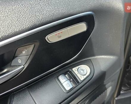 Белый Мерседес Вито, объемом двигателя 2 л и пробегом 194 тыс. км за 25700 $, фото 12 на Automoto.ua