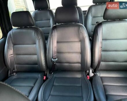 Мерседес Вито 2021 в Черновцах на Automoto.ua Белый Мерседес Вито, объемом двигателя 1.95 л и пробегом 287 тыс. км за 26900 $, фото 30 на Automoto.ua