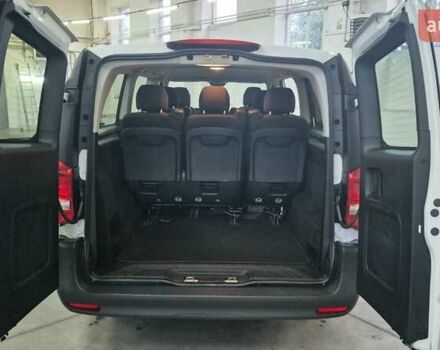 Белый Мерседес Вито, объемом двигателя 0 л и пробегом 186 тыс. км за 31500 $, фото 11 на Automoto.ua