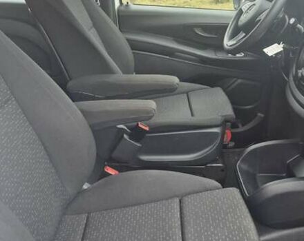 Белый Мерседес Вито, объемом двигателя 2 л и пробегом 310 тыс. км за 30900 $, фото 32 на Automoto.ua