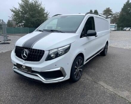 Белый Мерседес Вито, объемом двигателя 2 л и пробегом 24 тыс. км за 13000 $, фото 2 на Automoto.ua