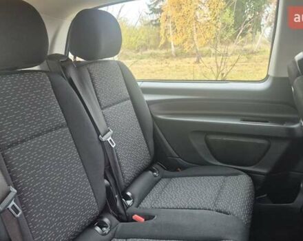 Белый Мерседес Вито, объемом двигателя 2 л и пробегом 310 тыс. км за 30900 $, фото 37 на Automoto.ua