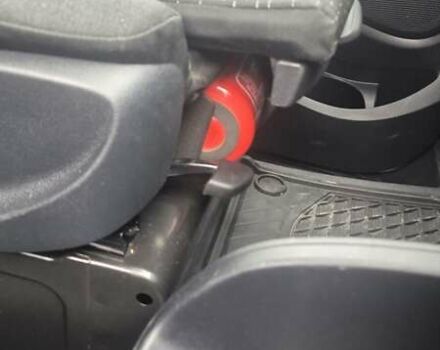 Белый Мерседес Вито, объемом двигателя 2 л и пробегом 310 тыс. км за 30900 $, фото 23 на Automoto.ua