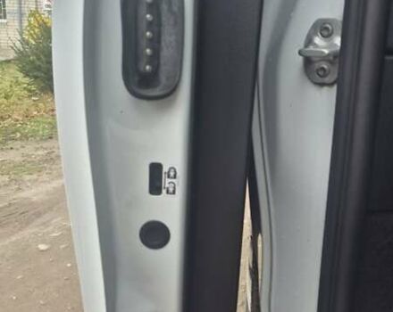 Белый Мерседес Вито, объемом двигателя 2 л и пробегом 310 тыс. км за 30900 $, фото 33 на Automoto.ua