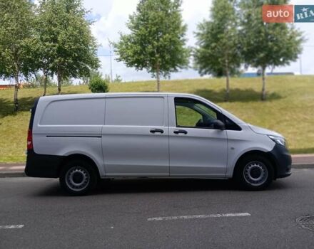 Белый Мерседес Вито, объемом двигателя 2 л и пробегом 225 тыс. км за 23950 $, фото 20 на Automoto.ua