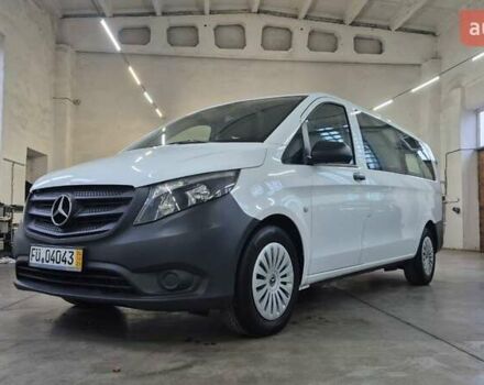 Белый Мерседес Вито, объемом двигателя 0 л и пробегом 186 тыс. км за 31500 $, фото 4 на Automoto.ua