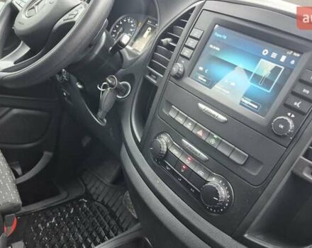 Білий Мерседес Віто, об'ємом двигуна 2 л та пробігом 245 тис. км за 32500 $, фото 31 на Automoto.ua