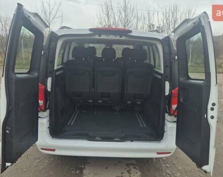 Белый Мерседес Вито, объемом двигателя 2 л и пробегом 310 тыс. км за 30900 $, фото 47 на Automoto.ua