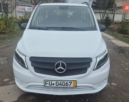 Белый Мерседес Вито, объемом двигателя 2 л и пробегом 310 тыс. км за 30900 $, фото 11 на Automoto.ua