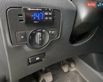 Білий Мерседес Віто, об'ємом двигуна 1.6 л та пробігом 391 тис. км за 10900 $, фото 14 на Automoto.ua