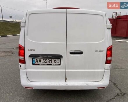 Білий Мерседес Віто, об'ємом двигуна 1.6 л та пробігом 391 тис. км за 10900 $, фото 4 на Automoto.ua