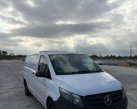 Мерседес Вито 2016 в Киеве на Automoto.ua Белый Мерседес Вито, объемом двигателя 1.6 л и пробегом 572 тыс. км за 12500 $, фото 3 на Automoto.ua