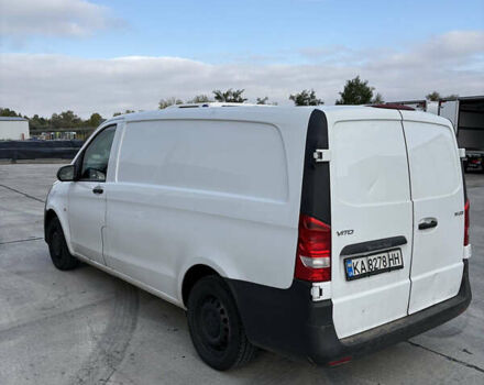 Мерседес Вито 2016 в Киеве на Automoto.ua Белый Мерседес Вито, объемом двигателя 1.6 л и пробегом 572 тыс. км за 12500 $, фото 18 на Automoto.ua