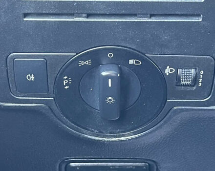 Белый Мерседес Вито, объемом двигателя 2.1 л и пробегом 256 тыс. км за 18900 $, фото 28 на Automoto.ua