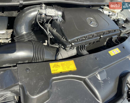 Белый Мерседес Вито, объемом двигателя 2.1 л и пробегом 256 тыс. км за 18900 $, фото 6 на Automoto.ua