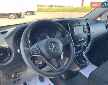 Белый Мерседес Вито, объемом двигателя 2.1 л и пробегом 256 тыс. км за 18900 $, фото 22 на Automoto.ua