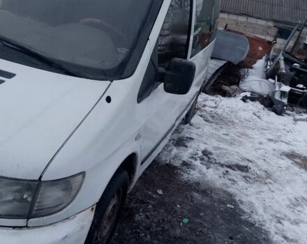 Белый Мерседес Вито, объемом двигателя 2.2 л и пробегом 56 тыс. км за 1500 $, фото 5 на Automoto.ua