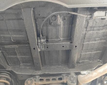 Белый Мерседес Вито, объемом двигателя 2.2 л и пробегом 450 тыс. км за 7200 $, фото 18 на Automoto.ua