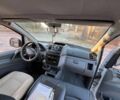 Белый Мерседес Вито, объемом двигателя 2.2 л и пробегом 450 тыс. км за 7200 $, фото 13 на Automoto.ua