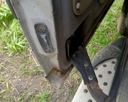 Белый Мерседес Вито, объемом двигателя 2.1 л и пробегом 347 тыс. км за 6200 $, фото 12 на Automoto.ua