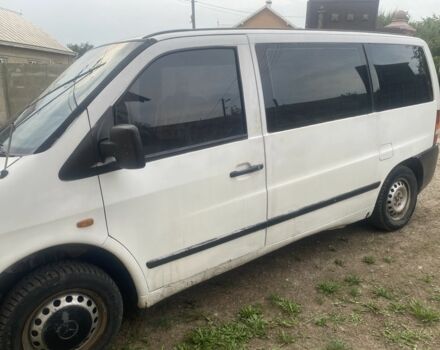 Белый Мерседес Вито, объемом двигателя 2.2 л и пробегом 3 тыс. км за 2000 $, фото 3 на Automoto.ua