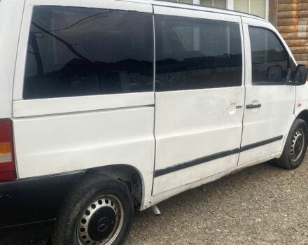 Белый Мерседес Вито, объемом двигателя 2.2 л и пробегом 3 тыс. км за 2000 $, фото 1 на Automoto.ua