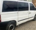 Белый Мерседес Вито, объемом двигателя 2.2 л и пробегом 3 тыс. км за 2000 $, фото 1 на Automoto.ua