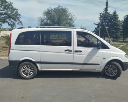 Белый Мерседес Вито, объемом двигателя 2.2 л и пробегом 398 тыс. км за 7200 $, фото 2 на Automoto.ua