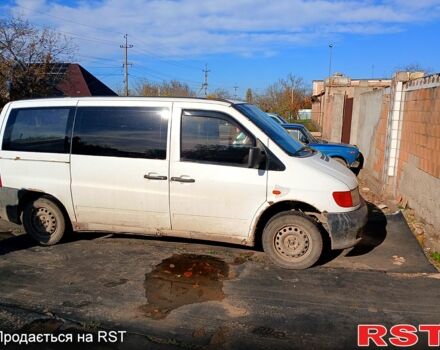 Білий Мерседес Віто, об'ємом двигуна 2.3 л та пробігом 666 тис. км за 2500 $, фото 2 на Automoto.ua