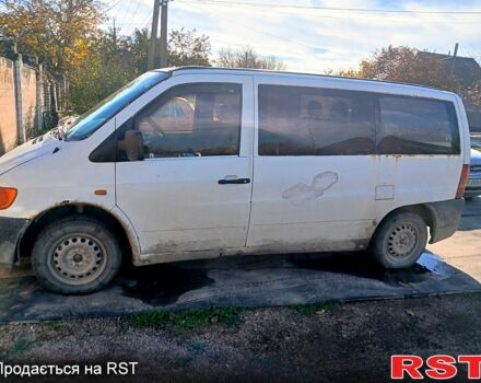 Білий Мерседес Віто, об'ємом двигуна 2.3 л та пробігом 666 тис. км за 2500 $, фото 1 на Automoto.ua
