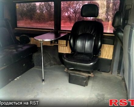 Мерседес Віто 1998 у Кропивницькому (Кіровограді) на Automoto.ua Білий Мерседес Віто, об'ємом двигуна 2.3 л та пробігом 600 тис. км за 5000 $, фото 9 на Automoto.ua