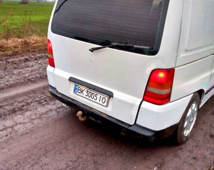 Білий Мерседес Віто, об'ємом двигуна 2.2 л та пробігом 0 тис. км за 5500 $, фото 2 на Automoto.ua
